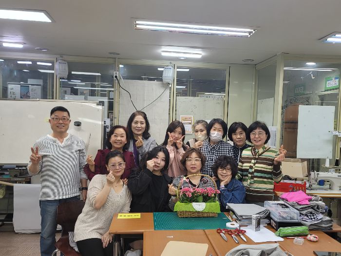 웨어러블 헬스케어 의류 디자인 수료식